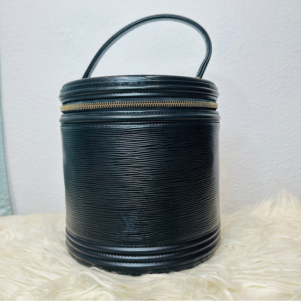 LOUIS VUITTON Cannes leather black